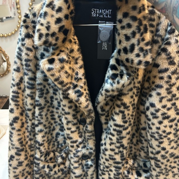 Stylish Leopard Print Faux Fur Coat - Picture 4 of 5